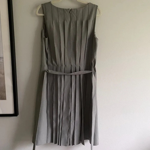 CALVIN Klein Gray Pleated Sleeveless Belted Fit & Flare Dress Size 12 - Picture 4 of 15